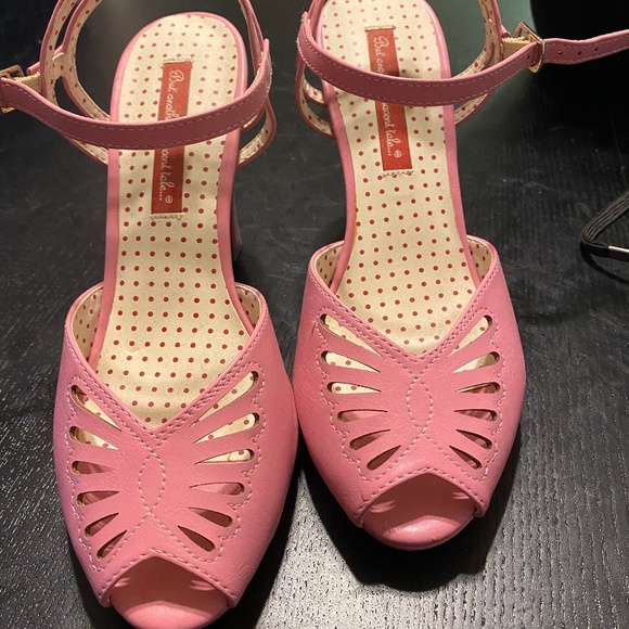 BAIT Footwear Heels - 7.5 - Picture 1 of 4